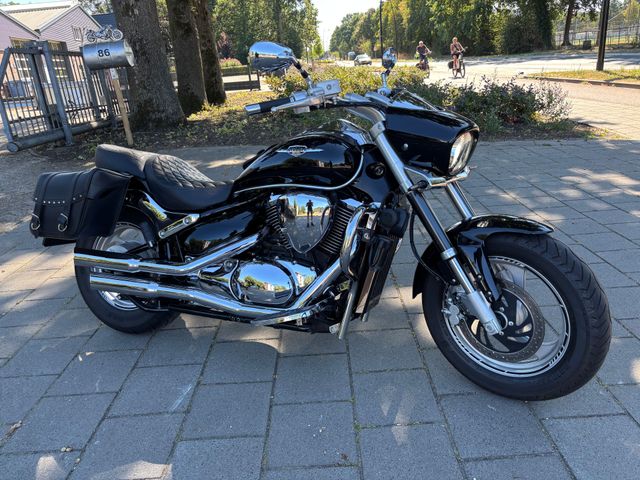 suzuki - new-intruder-m-800