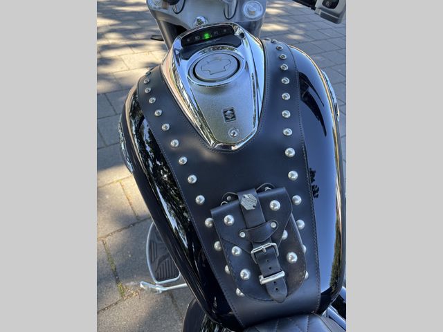 suzuki - new-intruder-m-800