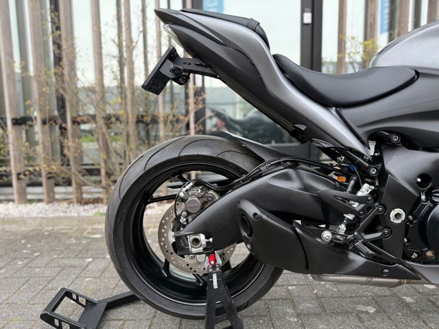 suzuki - gsx-s-1000-abs