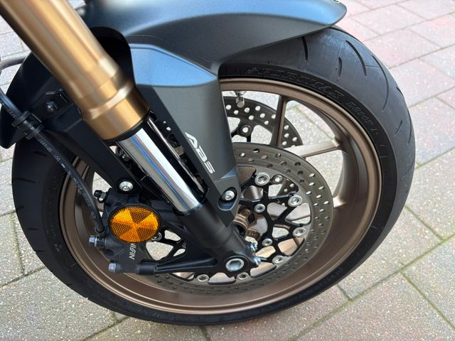 honda - cb-650-r-neo-sports-cafe