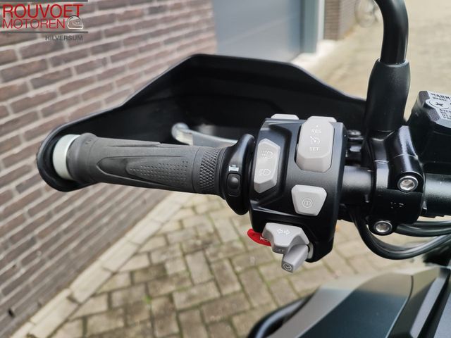 triumph - tiger-explorer-xca