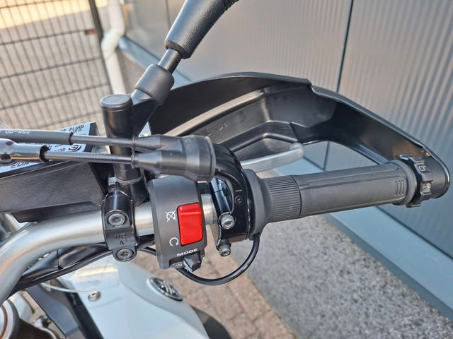 yamaha - xt-1200-z-super-tenere-abs