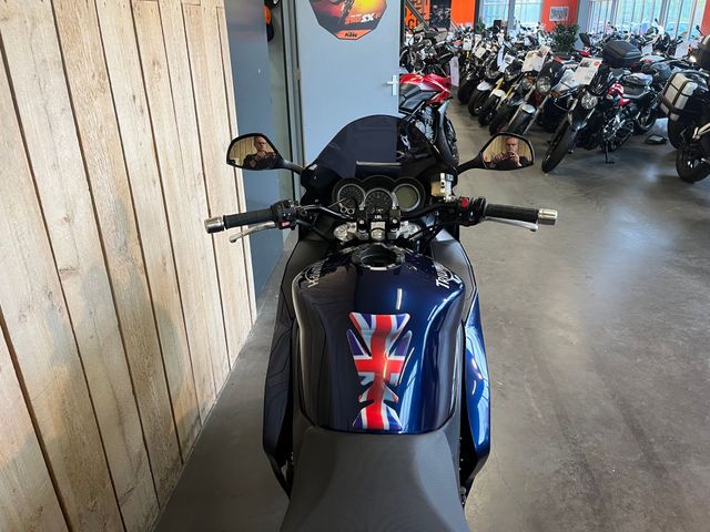 triumph - sprint-gt-abs