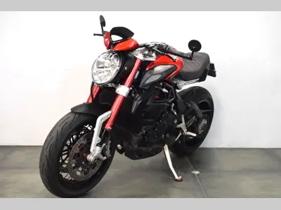MV AGUSTA BRUTALE 800 DRAGSTER RR – foto 4