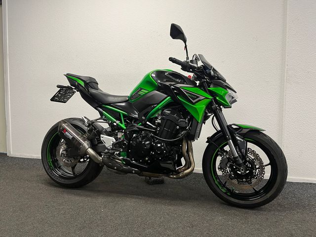 kawasaki - z900