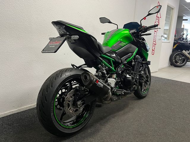 kawasaki - z900
