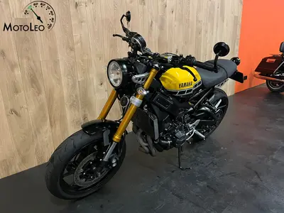 YAMAHA XSR 900 60TH ANNIVERSARY – foto 4