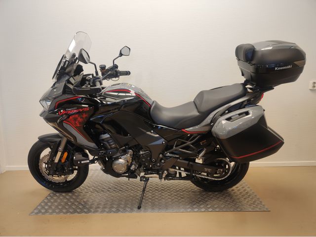 kawasaki - versys-1000-se-grand-tourer
