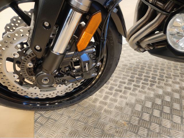 kawasaki - versys-1000-se-grand-tourer