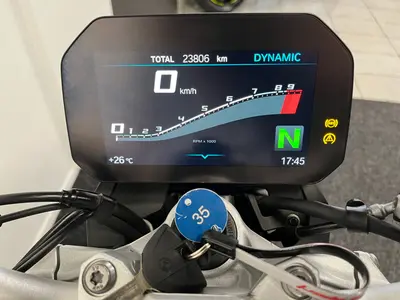 BMW F 900 R – foto 2