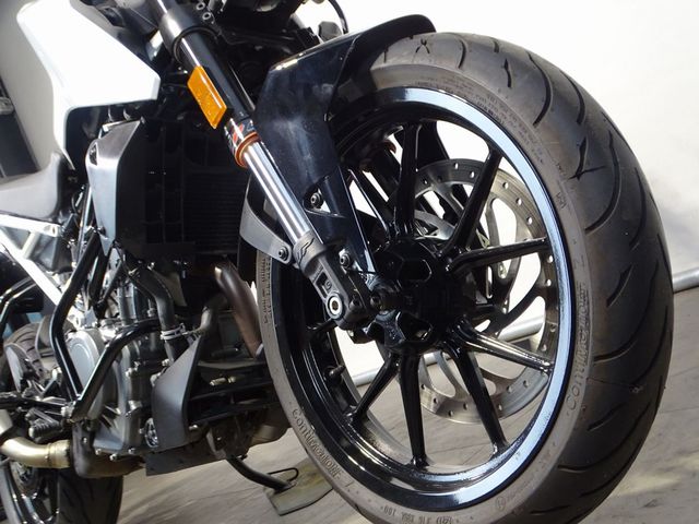 ktm - 390-duke-abs