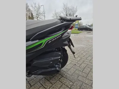 KAWASAKI J 300 – foto 3