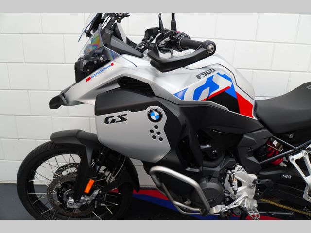 bmw - f-900-gs-adventure
