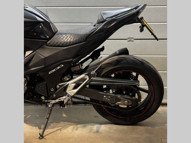 kawasaki - z-800-abs