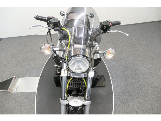 yamaha - vmx-1200-v-max