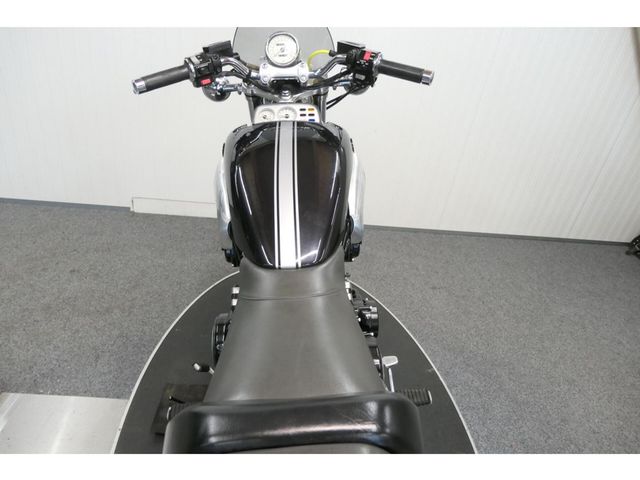 yamaha - vmx-1200-v-max
