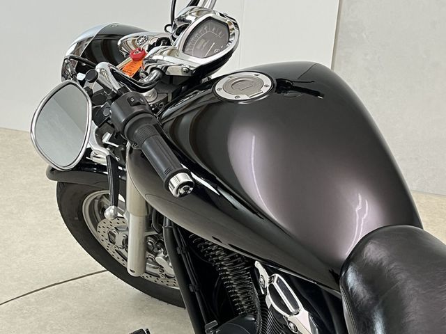 yamaha - xvs-1300-a-midnight-star