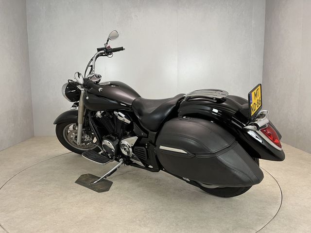 yamaha - xvs-1300-a-midnight-star