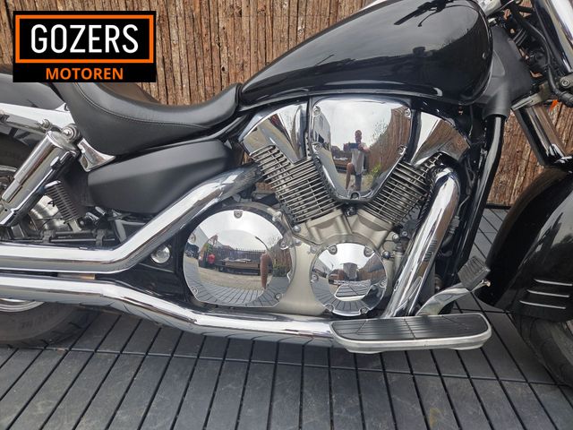 honda - vtx-1300