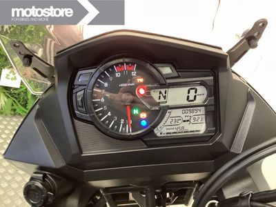 SUZUKI V-STROM 650 XTA – foto 4