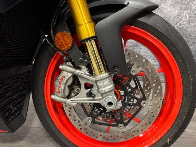 aprilia - tuono--v4-1100-factory