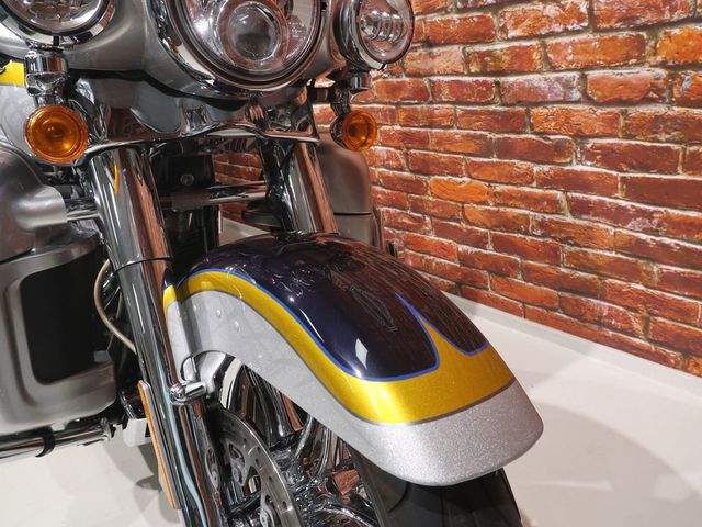 harley-davidson - electra-glide-ultra-screamin-eagle-cvo-flhtcuse
