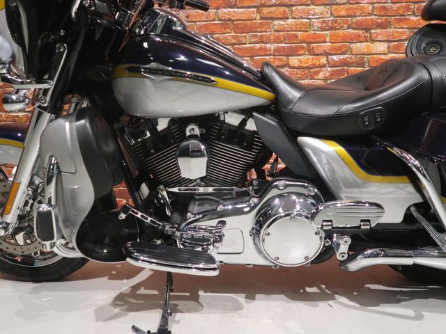 harley-davidson - electra-glide-ultra-screamin-eagle-cvo-flhtcuse