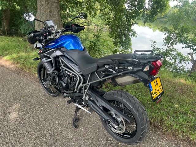 triumph - tiger-800-xcx