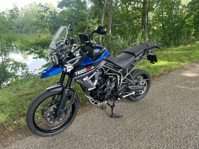 triumph - tiger-800-xcx