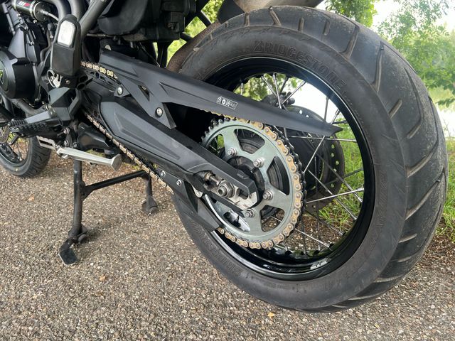 triumph - tiger-800-xcx