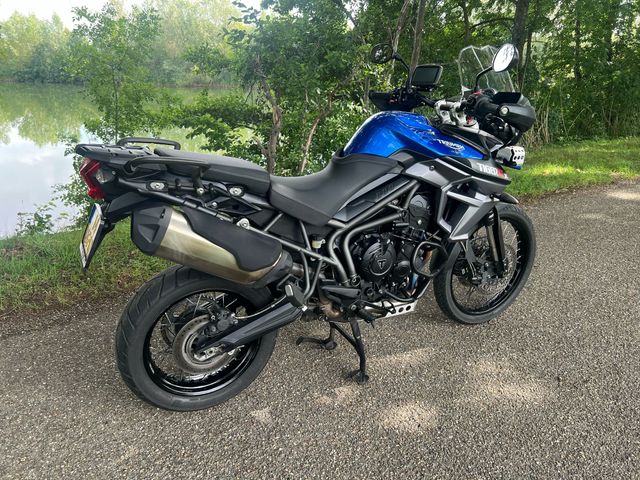 triumph - tiger-800-xcx