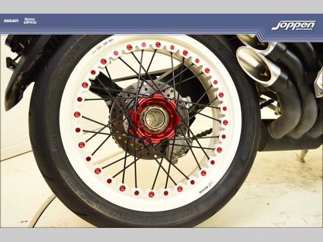 mv-agusta - dragster-800-rr