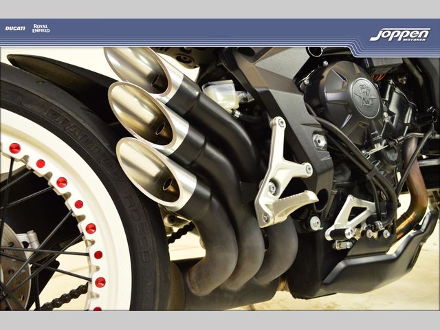 mv-agusta - dragster-800-rr