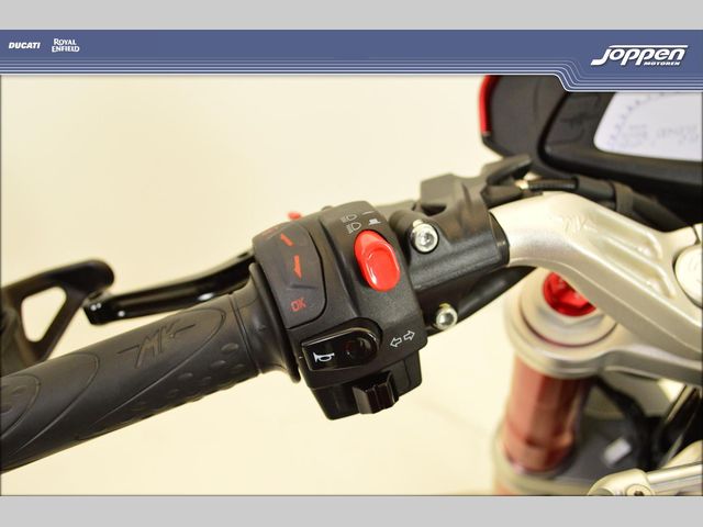 mv-agusta - dragster-800-rr