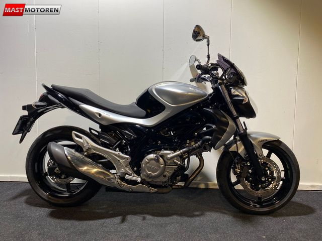 suzuki - sfv-650-gladius-abs