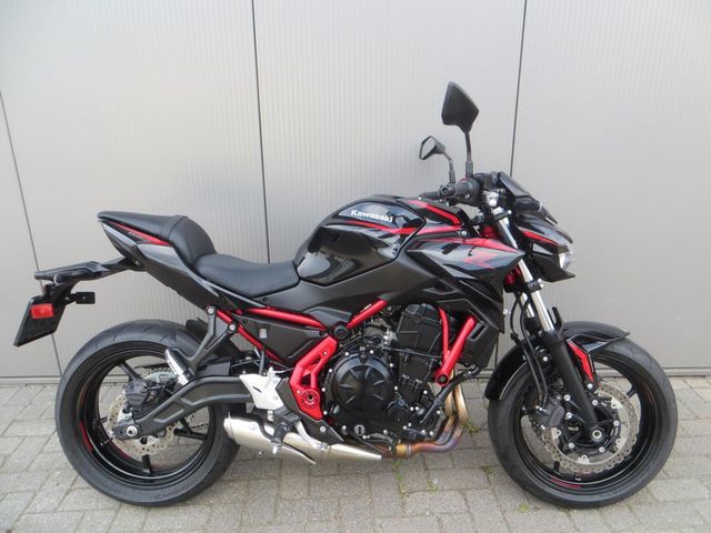 kawasaki - z650