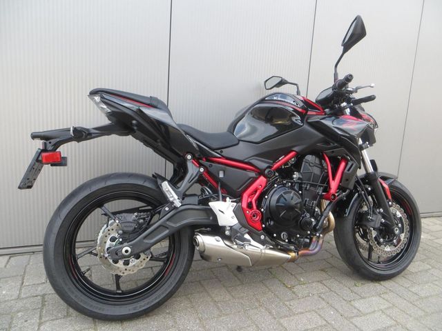 kawasaki - z650