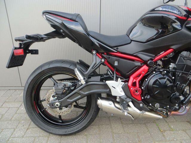 kawasaki - z650