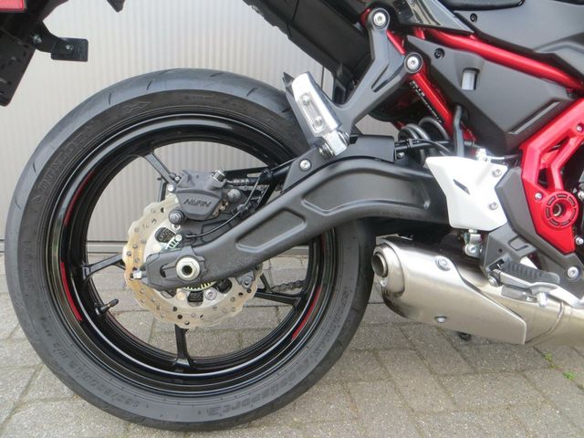 kawasaki - z650