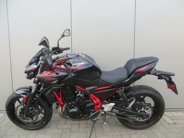 kawasaki - z650