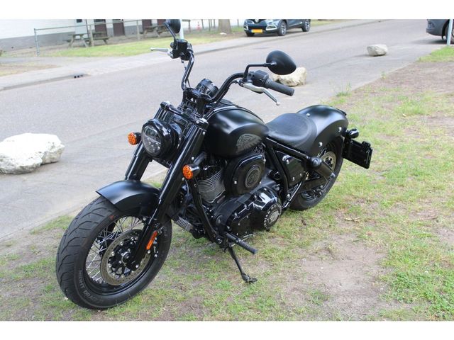 indian - chief-bobber-dark-horse