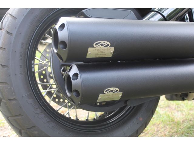indian - chief-bobber-dark-horse