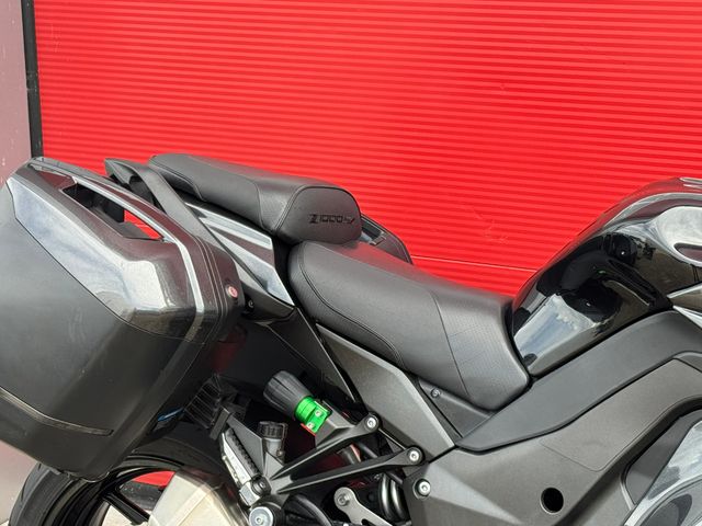 kawasaki - z-1000-sx-abs