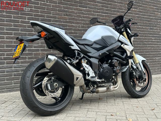 suzuki - gsr-750-a
