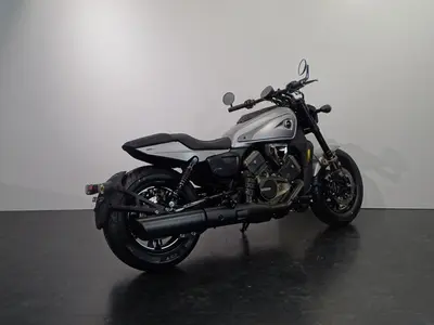 QJMOTOR SRV 600 V – foto 3