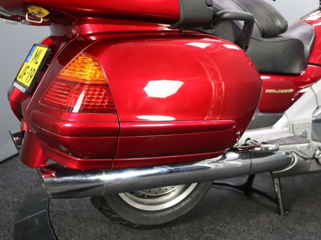 honda - gl-1800-goldwing-abs