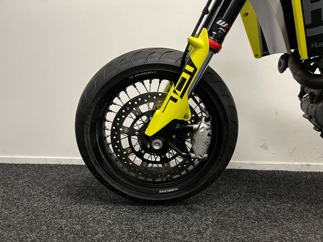 husqvarna - 701-supermoto