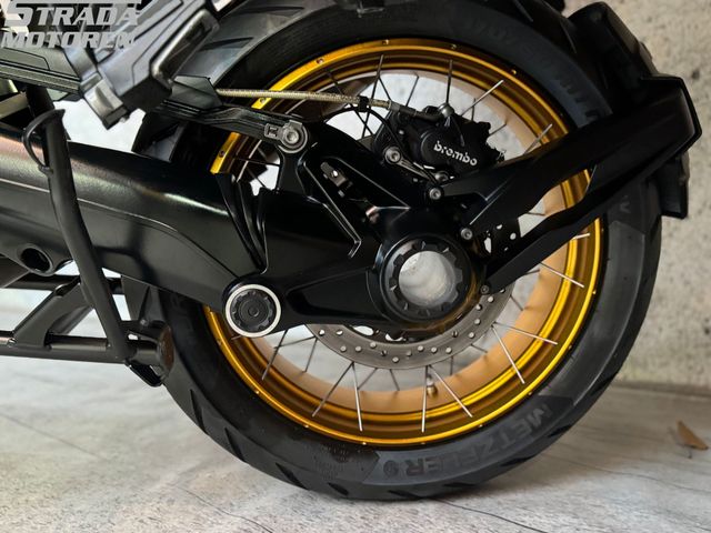 bmw - r-1200-gs-adventure-triple-black