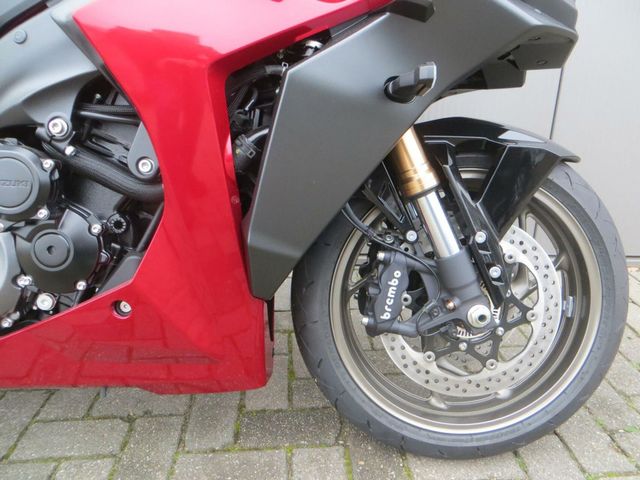 suzuki - gsx-s-1000-gt