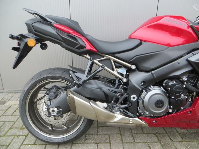 suzuki - gsx-s-1000-gt